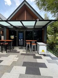 Sims Urban Oasis (D14), Retail #568000501